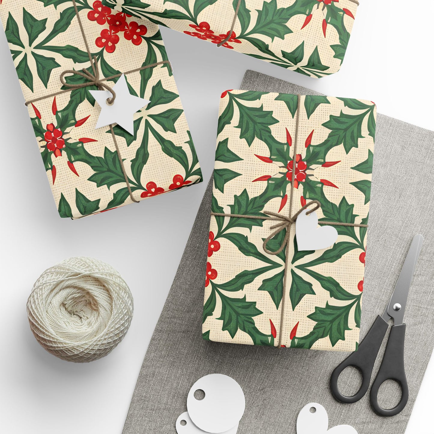 Holiday Wrapping Paper Roll - Festive Floral Design for Gift-Giving